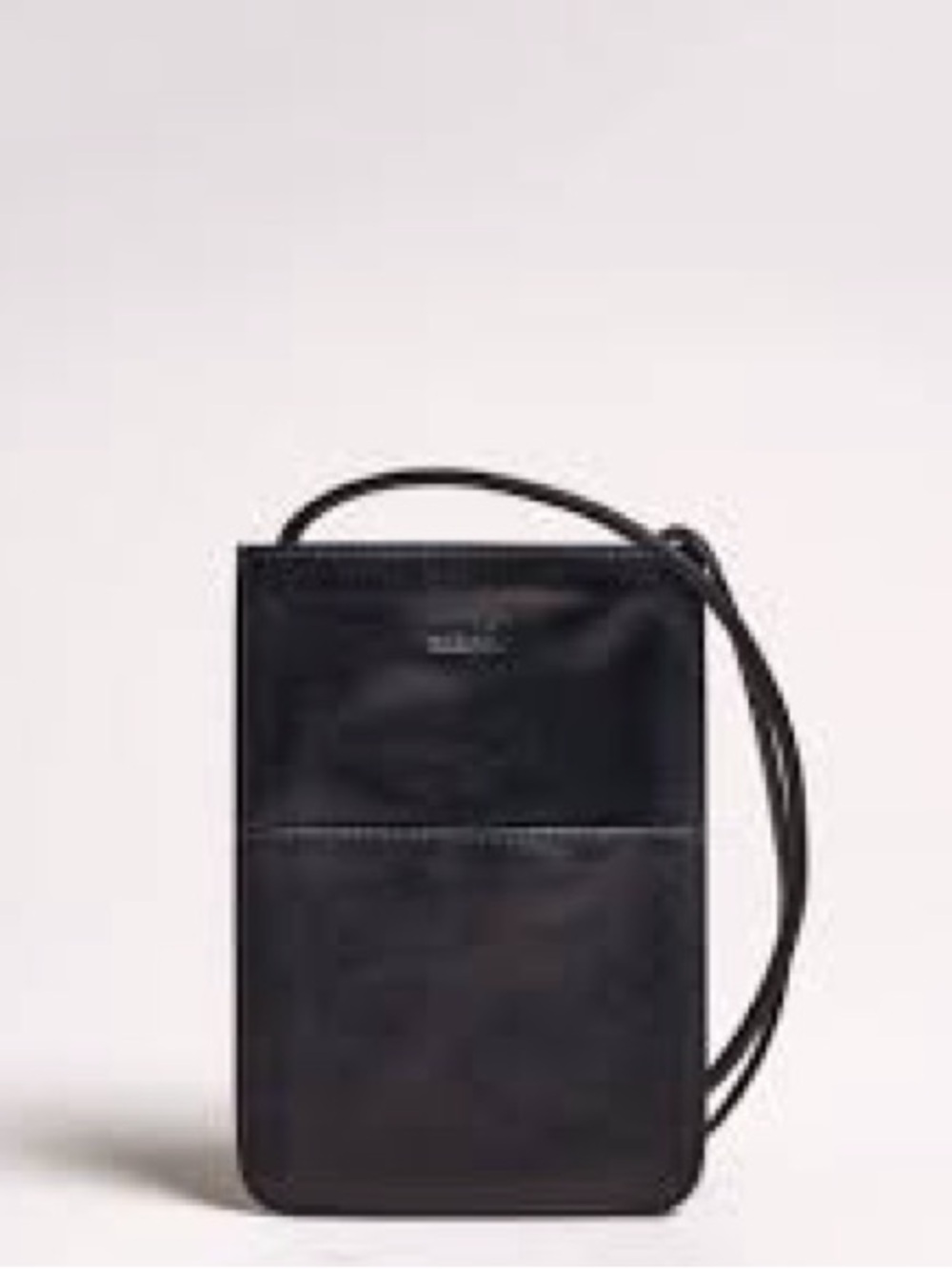 M0851, the TE 03 phone bag in rust orange